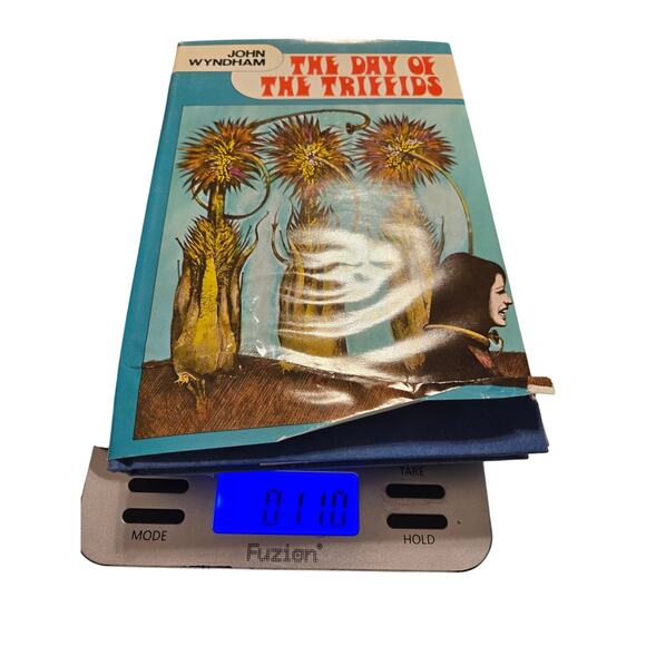 The day of the triffids by John Wyndham copyright 1951 doubleday & Company - Picture 5 of 5